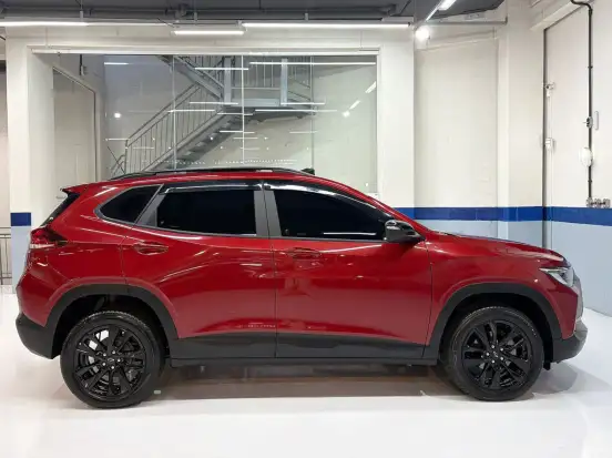 CHEVROLET-TRACKER-2024