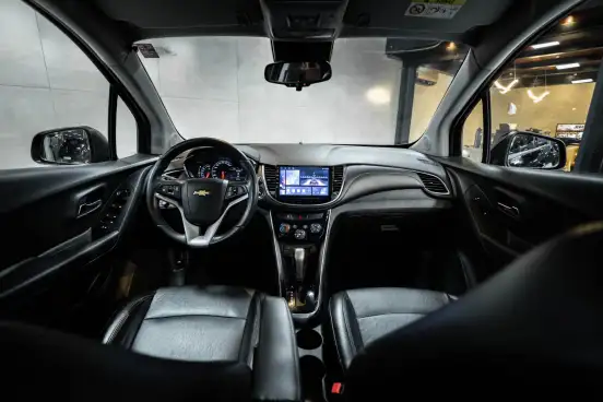 CHEVROLET-TRACKER-2018