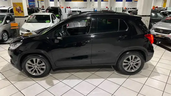 CHEVROLET-TRACKER-2018