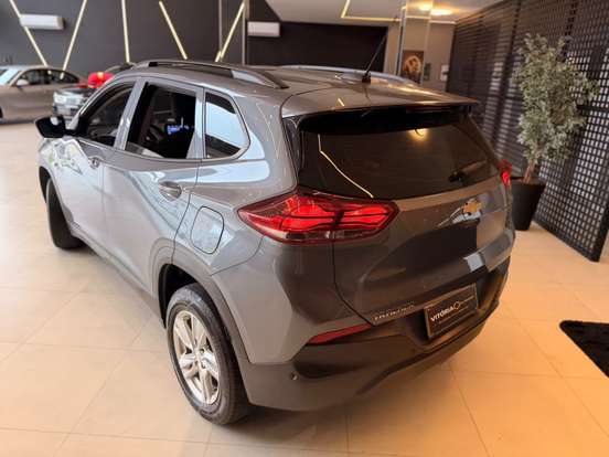 CHEVROLET-TRACKER-2020