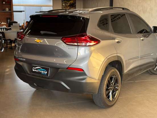 CHEVROLET-TRACKER-2021