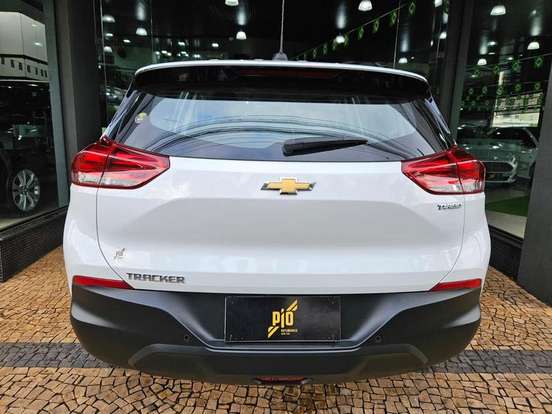 CHEVROLET-TRACKER-2020