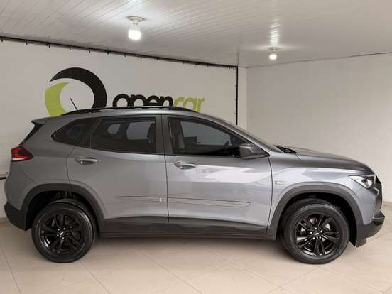 CHEVROLET-TRACKER-2022