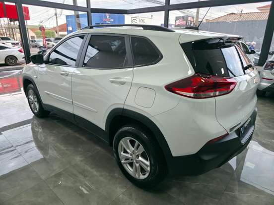 CHEVROLET-TRACKER-2022