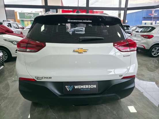 CHEVROLET-TRACKER-2022