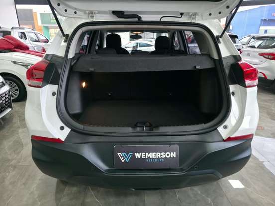 CHEVROLET-TRACKER-2022