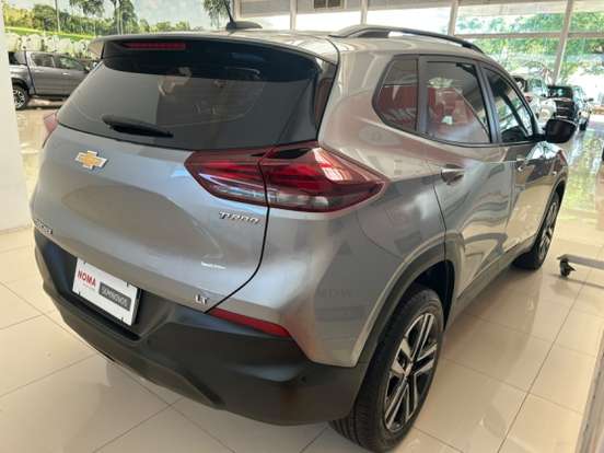 CHEVROLET-TRACKER-2023