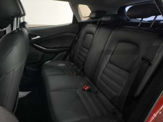 CHEVROLET-TRACKER-2021
