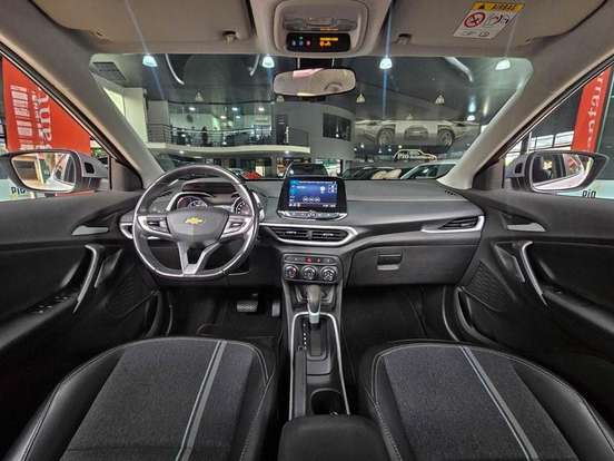 CHEVROLET-TRACKER-2020