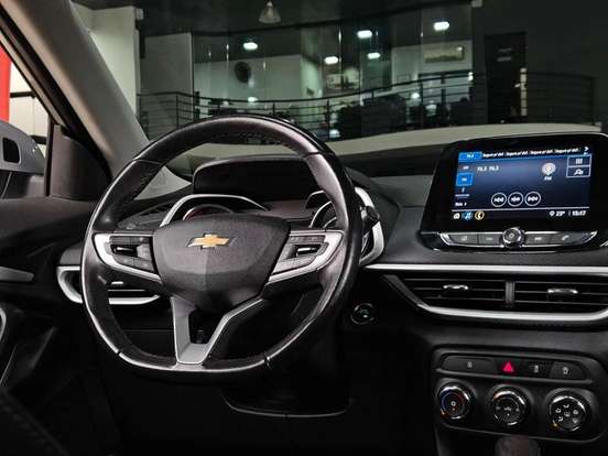 CHEVROLET-TRACKER-2020