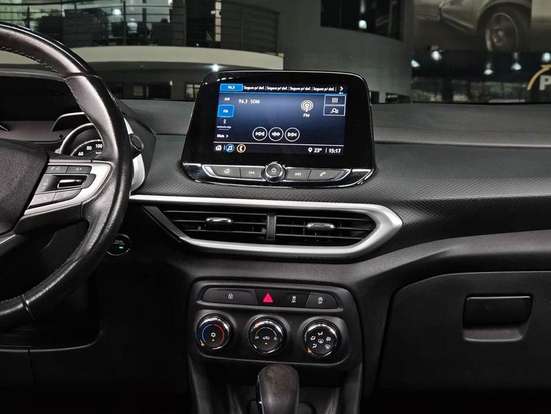 CHEVROLET-TRACKER-2020