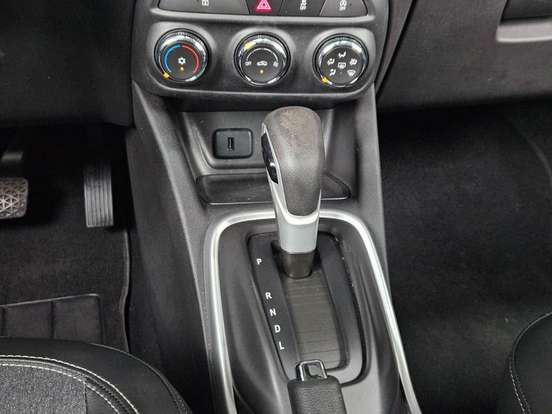CHEVROLET-TRACKER-2020