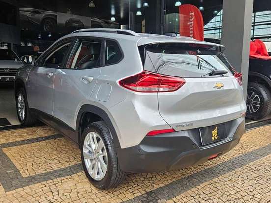 CHEVROLET-TRACKER-2020