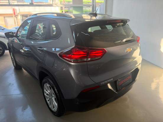 CHEVROLET-TRACKER-2020