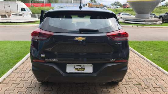 CHEVROLET-TRACKER-2023