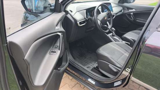 CHEVROLET-TRACKER-2023