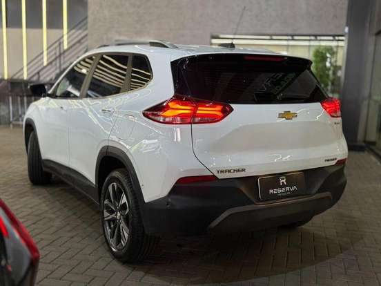 CHEVROLET-TRACKER-2022