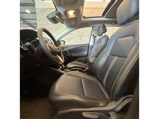 CHEVROLET-TRACKER-2021