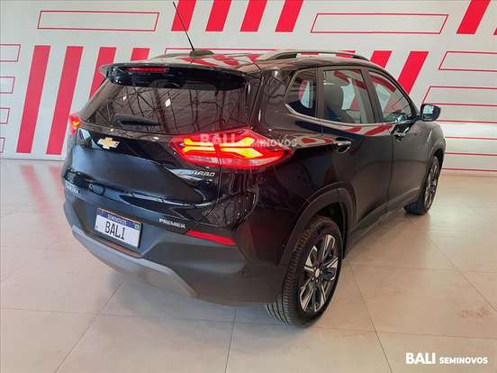 CHEVROLET-TRACKER-2023