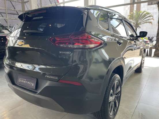 CHEVROLET-TRACKER-2024