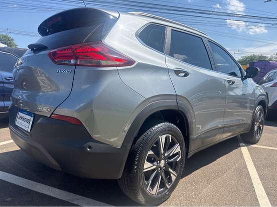 CHEVROLET-TRACKER-2023