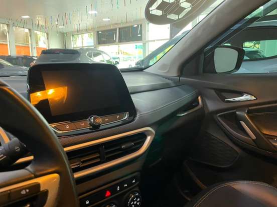 CHEVROLET-TRACKER-2022