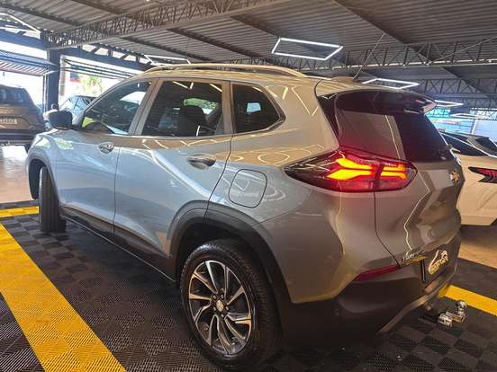CHEVROLET-TRACKER-2025