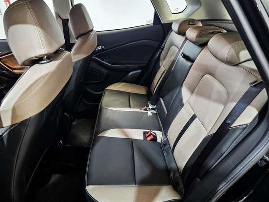 CHEVROLET-TRACKER-2025