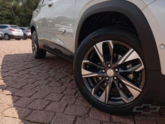 CHEVROLET-TRACKER-2022