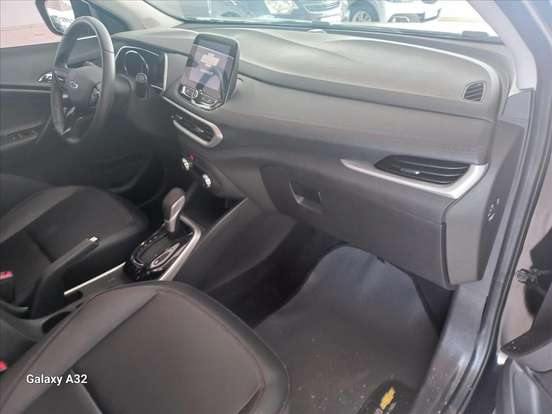 CHEVROLET-TRACKER-2024