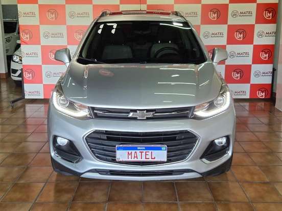 CHEVROLET-TRACKER-2016