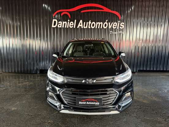 CHEVROLET-TRACKER-2018