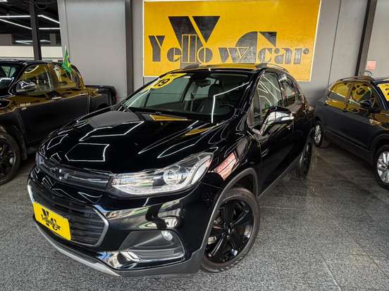 CHEVROLET-TRACKER-2019