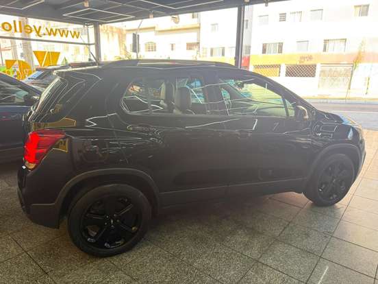 CHEVROLET-TRACKER-2019