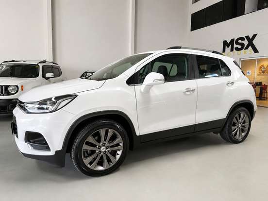 CHEVROLET-TRACKER-2018