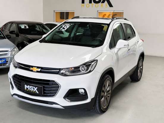 CHEVROLET-TRACKER-2018
