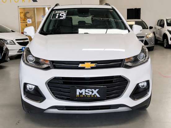 CHEVROLET-TRACKER-2018