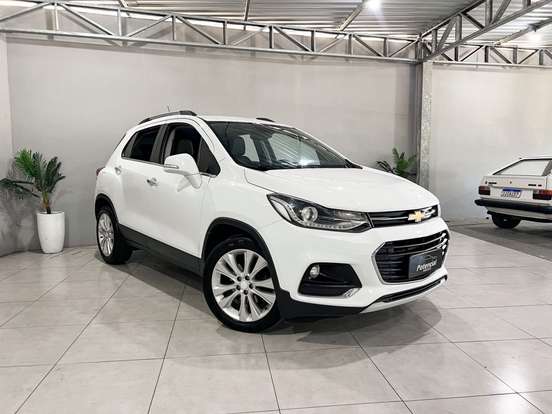 CHEVROLET-TRACKER-2017