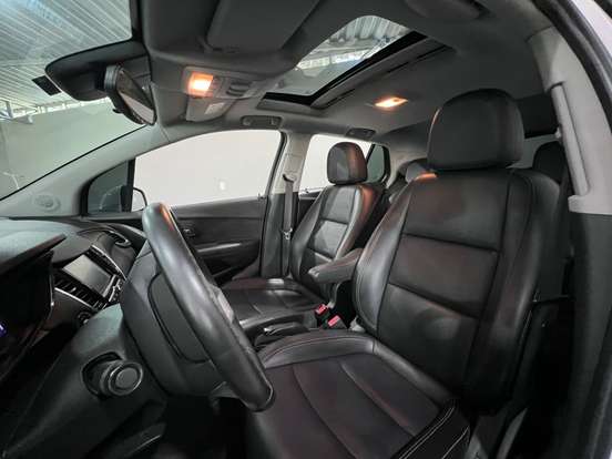 CHEVROLET-TRACKER-2017