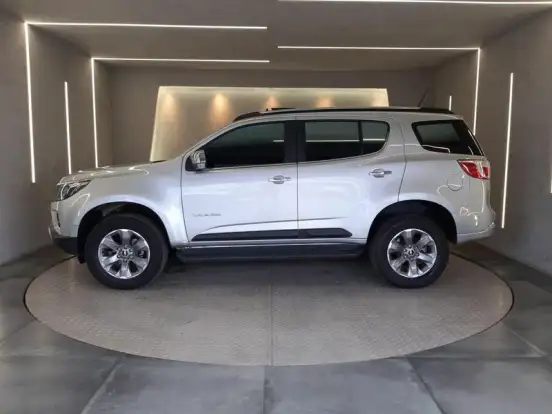 CHEVROLET-TRAILBLAZER-2021