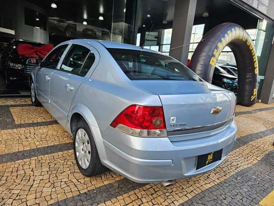 CHEVROLET-VECTRA-2010
