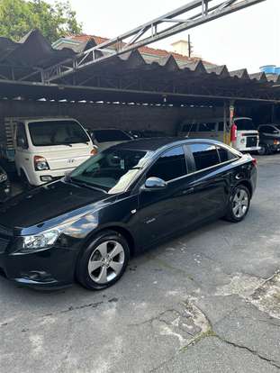 CHEVROLET-CRUZE-2013