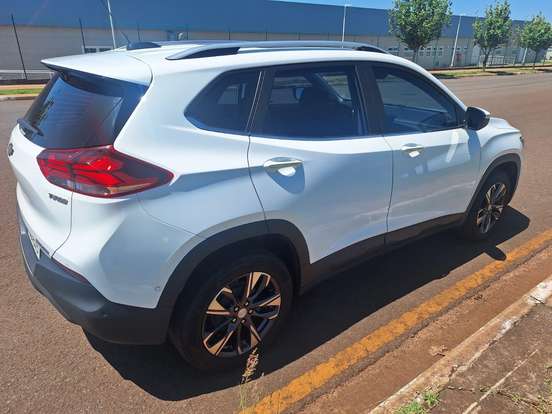 CHEVROLET-TRACKER-2022