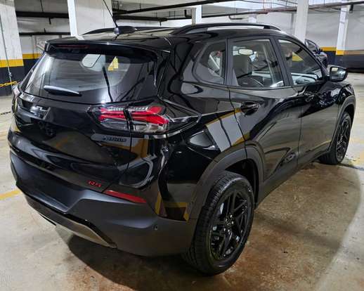 CHEVROLET-TRACKER-2025