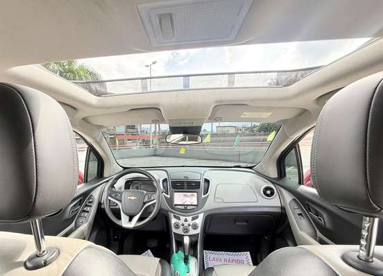 CHEVROLET-TRACKER-2013
