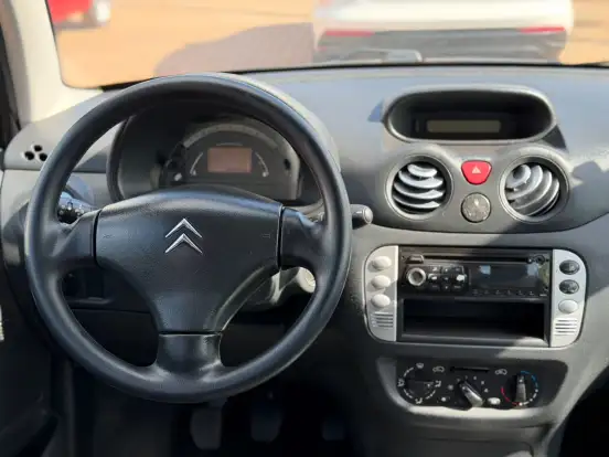 CITROËN-C3-1.4 I GLX 8V FLEX 4P MANUAL CITROËN-C3-2011