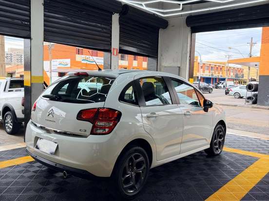 CITROËN-C3-1.6 EXCLUSIVE 16V FLEX 4P AUTOMÁTICO CITROËN-C3-2016