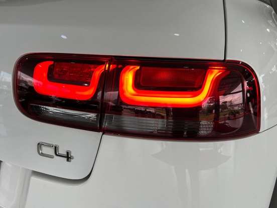 CITROËN-C4 CACTUS-1.6 VTI 120 FLEX LIVE MANUAL CITROËN-C4 CACTUS-2018