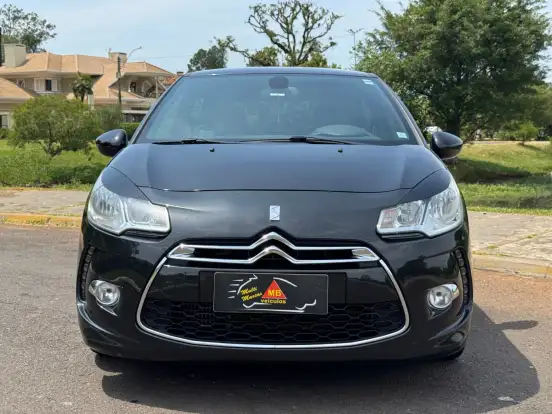 CITROËN-DS3-2013