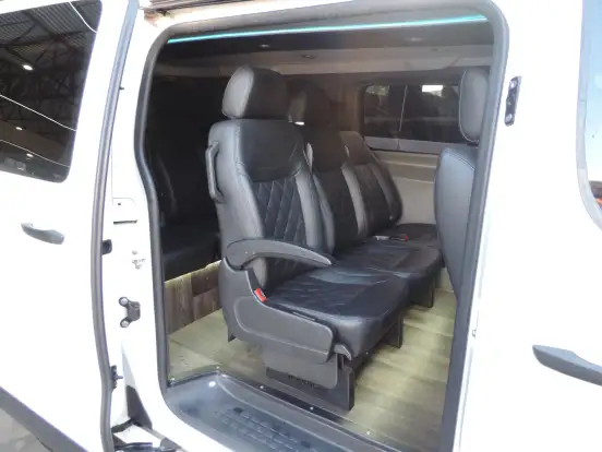 CITROËN-JUMPY-1.5 BLUEHDI DIESEL VITRÉ MANUAL CITROËN-JUMPY-2024